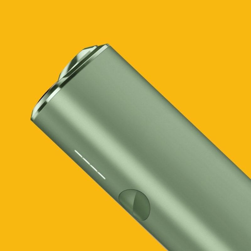 An  IQOS ILUMA ONETM device.
