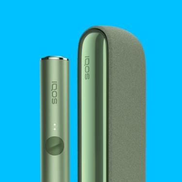A Moss Green IQOS ILUMA device and Pocket Charger.