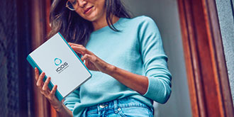 A woman check the new iqos device