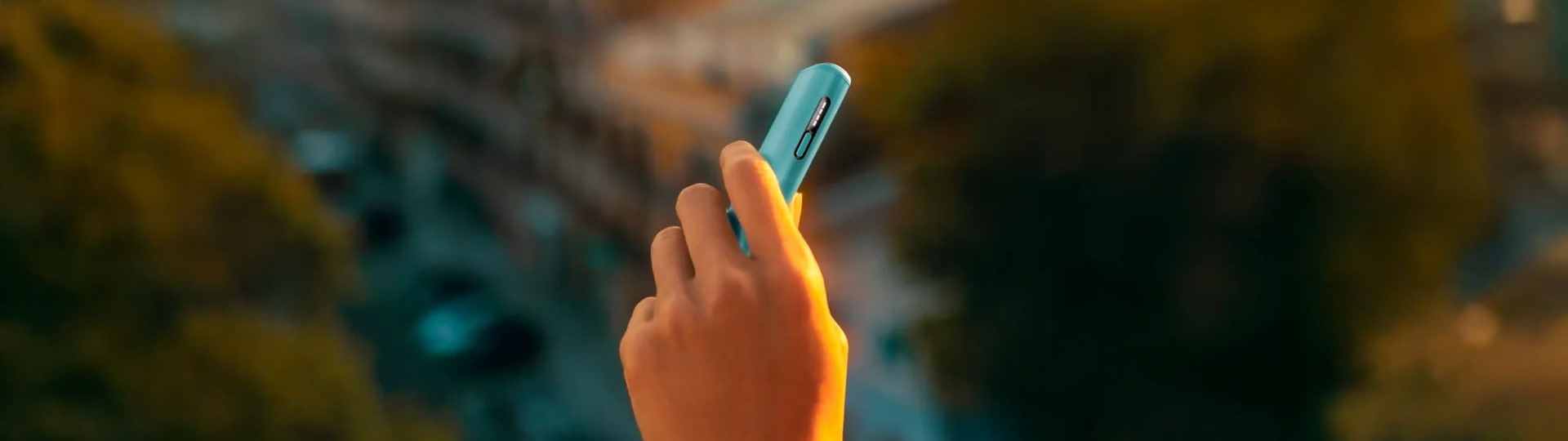 فتح علبة جهاز IQOS ILUMA i ONE